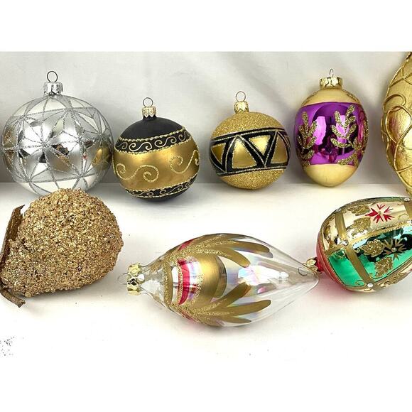 Lot of 10 Holiday Ornaments Christmas Glitter Bulbs Balls Pinecone Gold - Picture 3 of 16